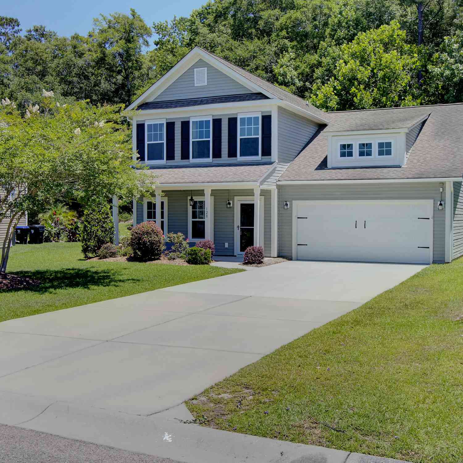 Homes For Rent - 128 Balsam Circle<br/> Summerville, SC 29485