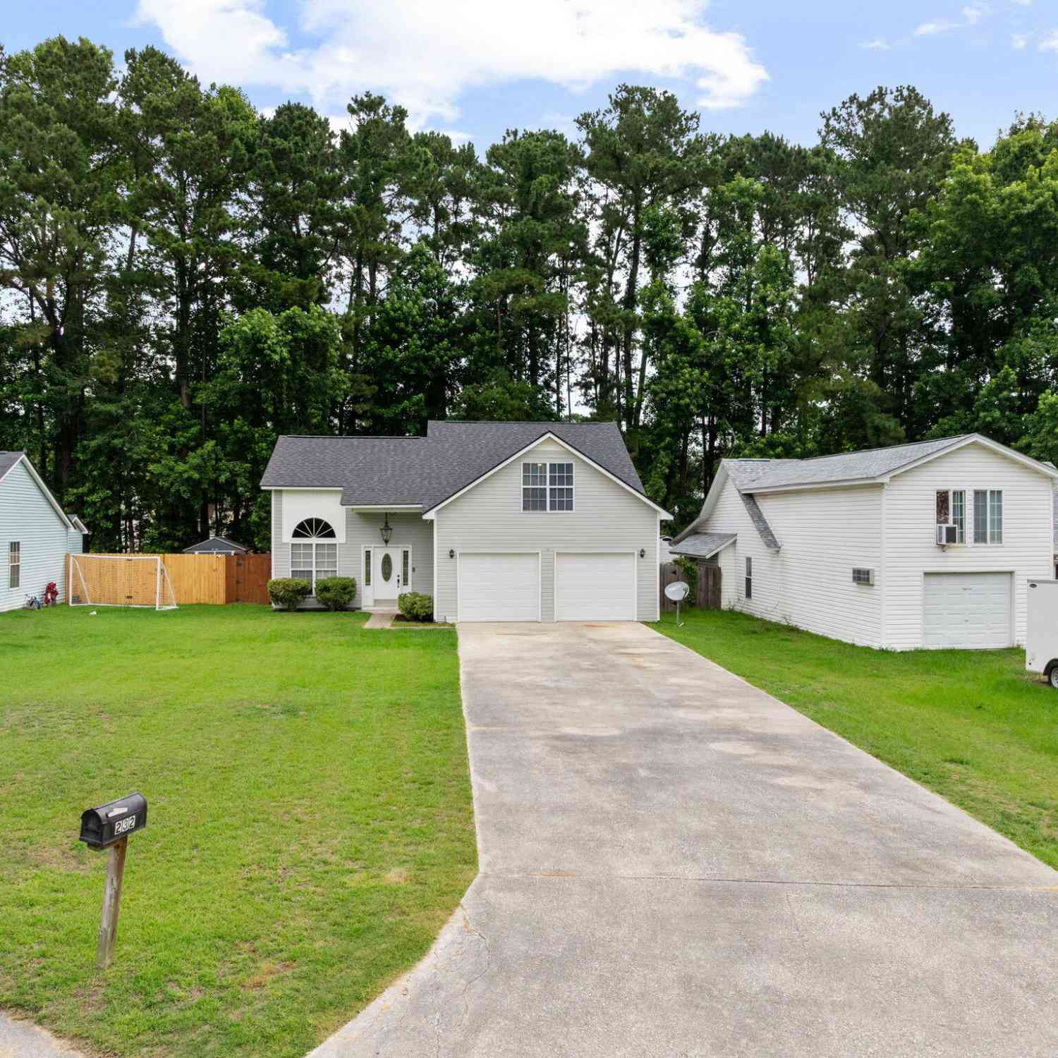 Homes For Sale - 232 Birmingham Drive<br/> Summerville, SC 29486