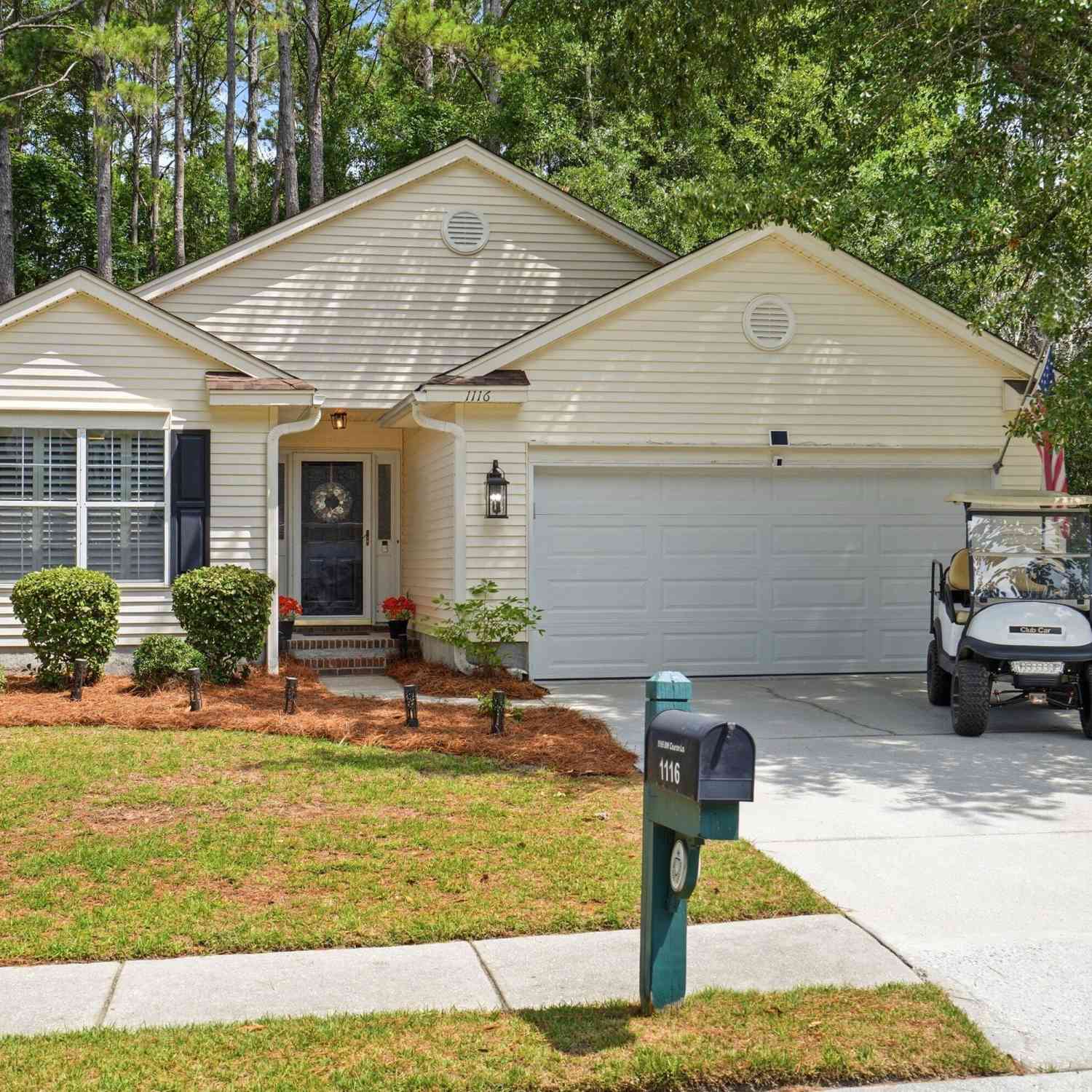 Homes For Sale - 1116 Old Course Lane<br/> Mount Pleasant, SC 29466