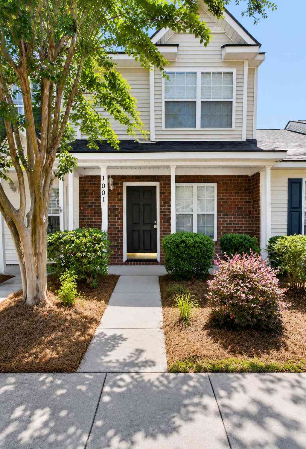Homes For Rent - 1001 Elm Hall Circle<br/> Summerville, SC 29483
