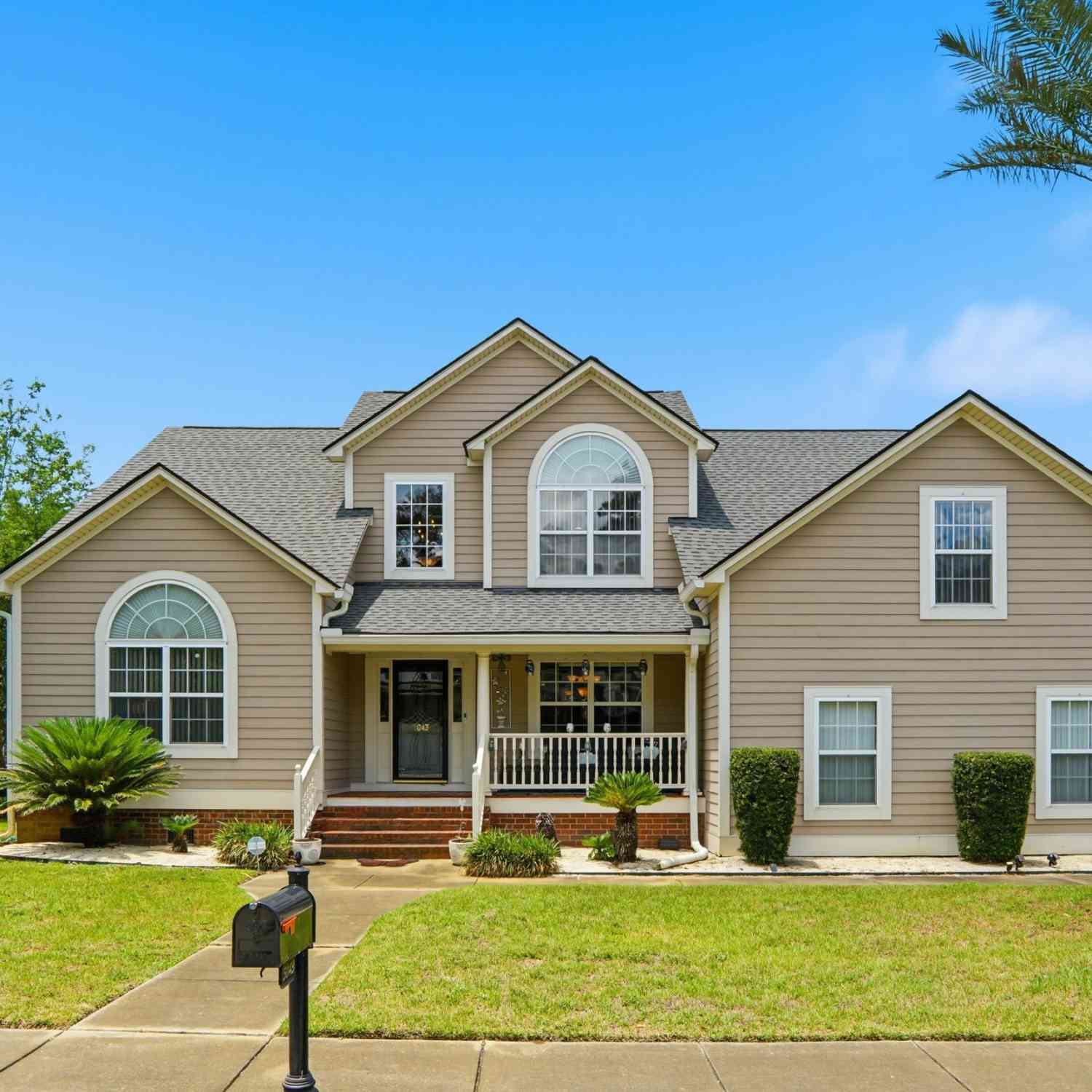 Homes For Sale - 5043 Spaniel Drive<br/> North Charleston, SC 29405