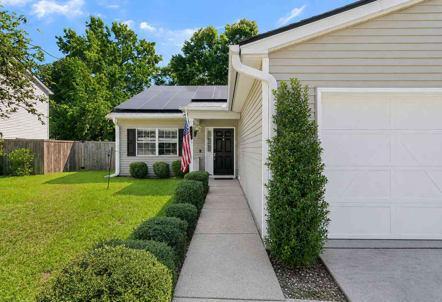 Homes For Sale - 110 Creek Bend Drive<br/> Summerville, SC 29485