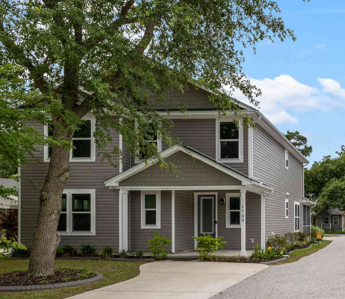 Homes For Sale - 1723 W Avalon Circle<br/> Charleston, SC 29407