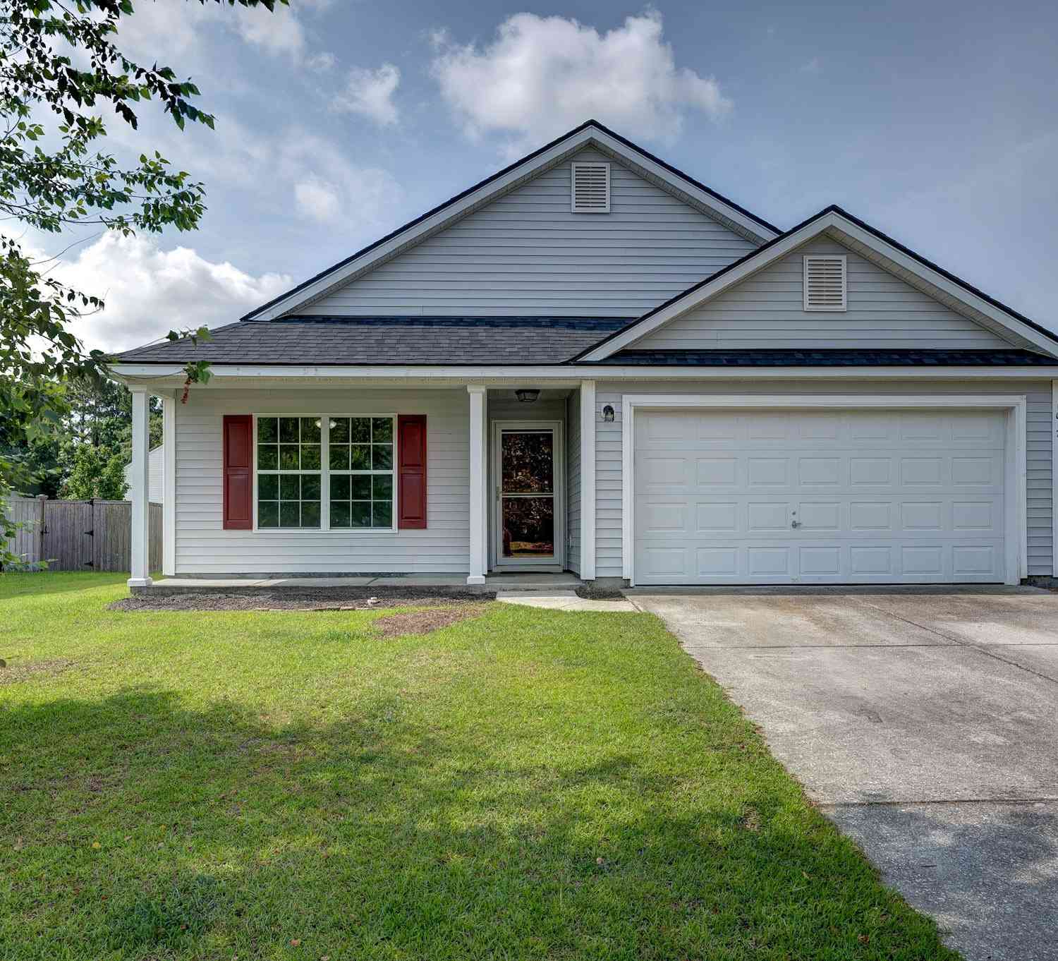 Homes For Sale - 1017 Golden Aspen Drive<br/> Moncks Corner, SC 29461