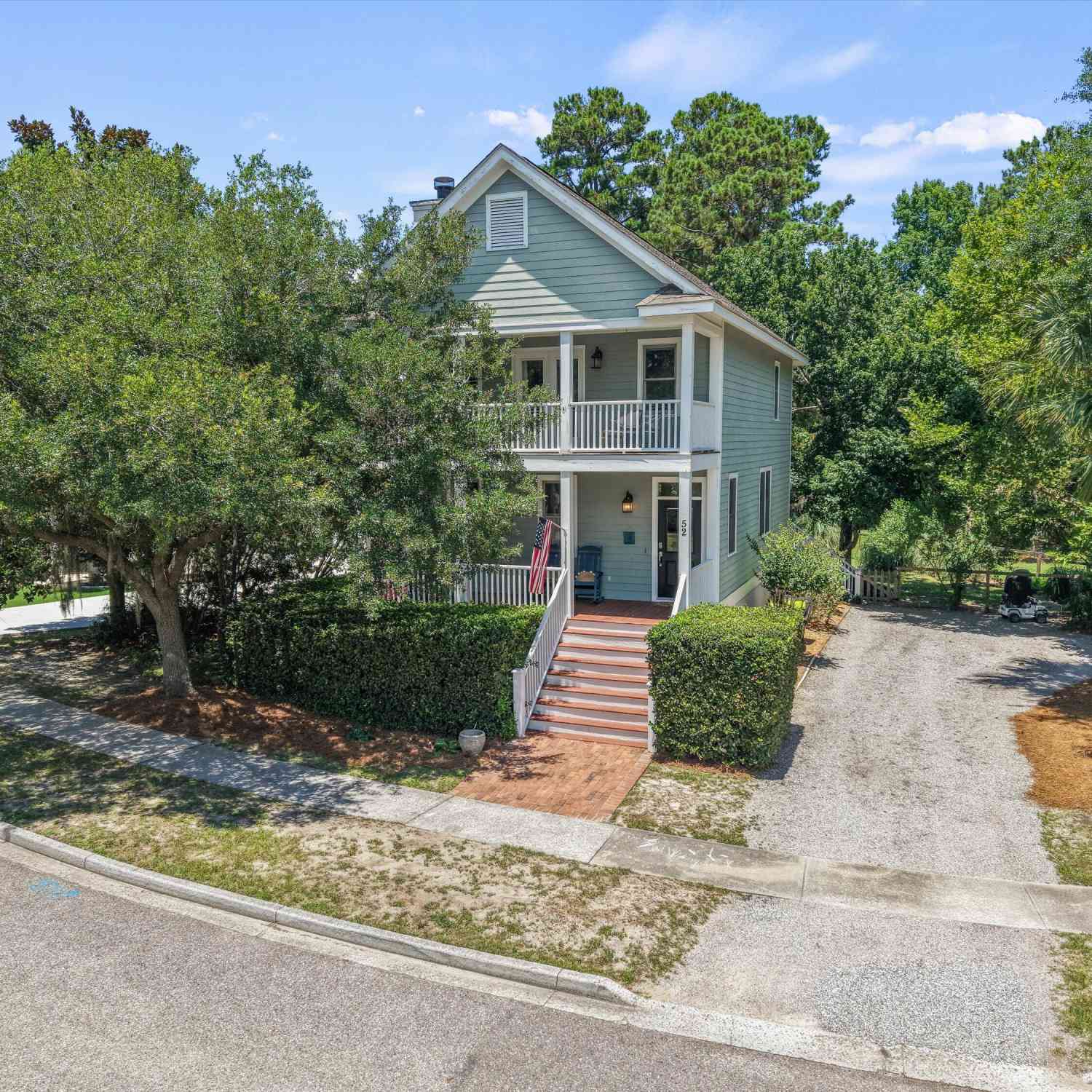 Homes For Sale - 52 Bostick Circle<br/> Beaufort, SC 29902