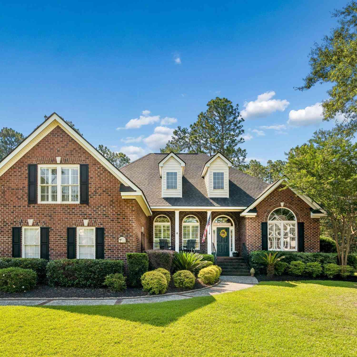 Homes For Sale - 112 Pine Valley Drive<br/> Summerville, SC 29483