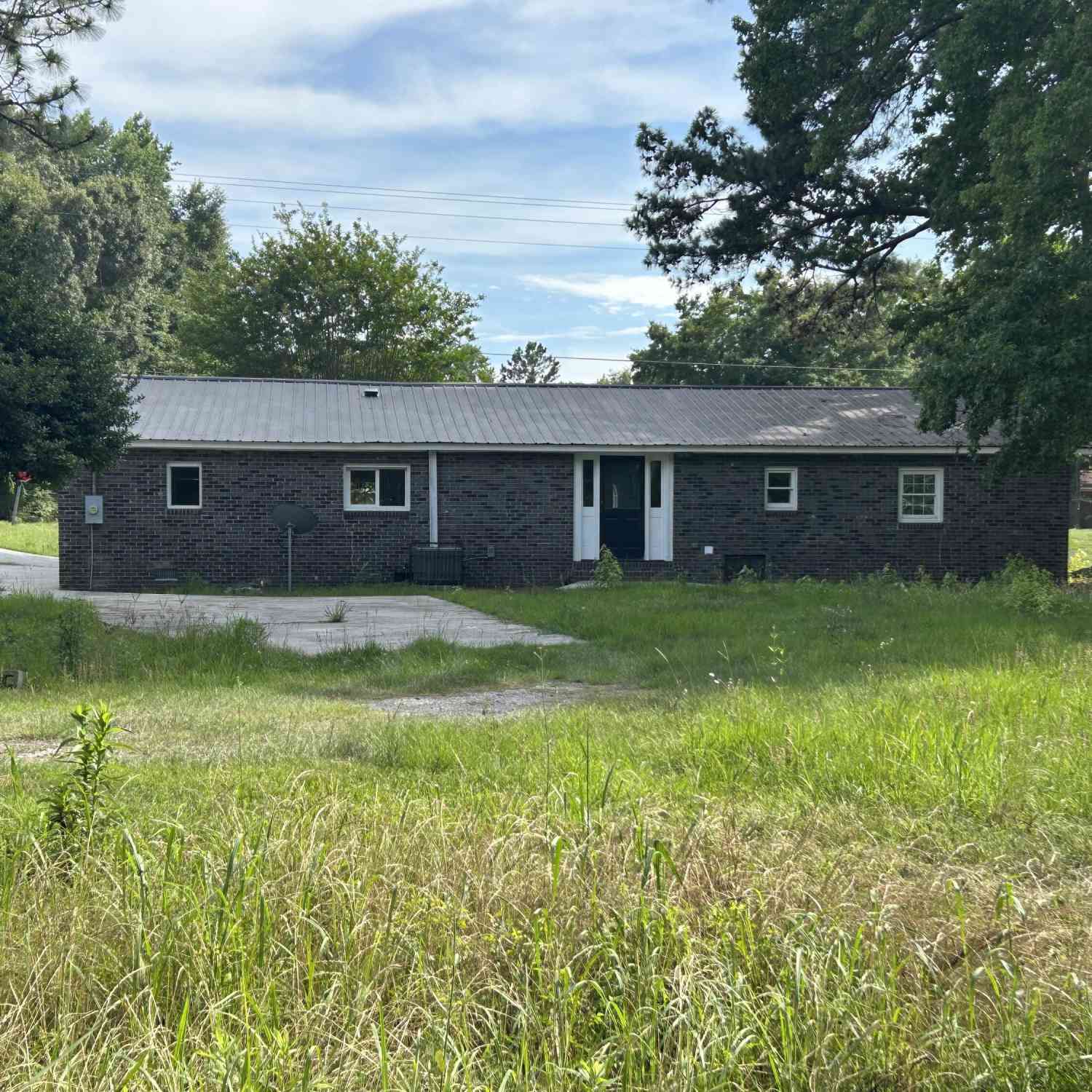 Homes For Sale - 4649 N U.s. Highway 52<br/> Saint Stephen, SC 29479