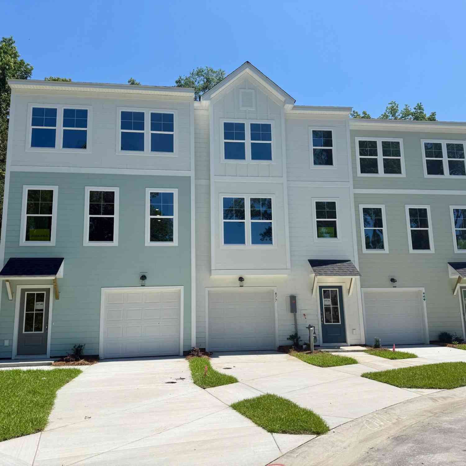 Townhouse For Sale - 477 Caledon Court<br/> Johns Island, SC 29455