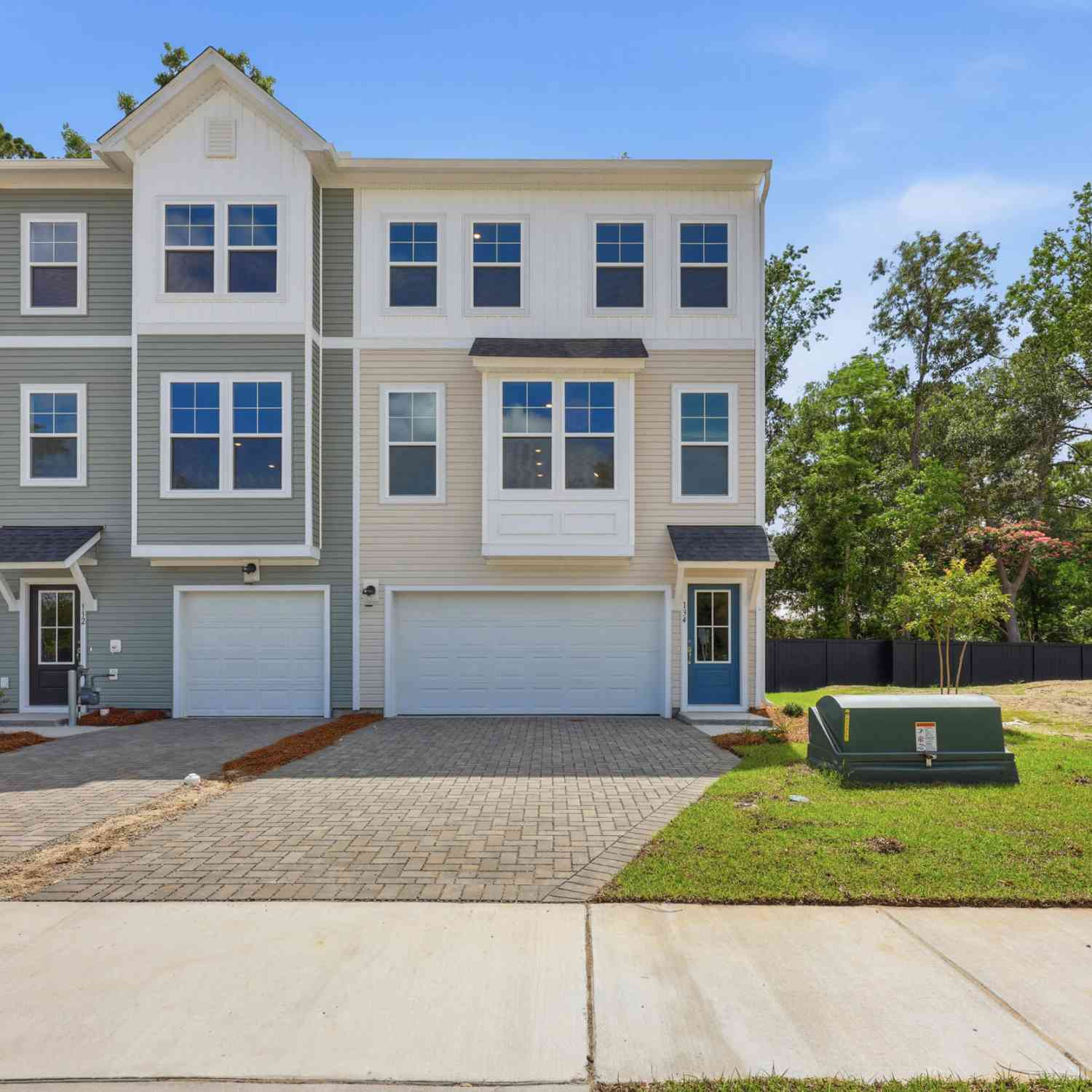Townhouse For Sale - 134 Fernbank Road Court<br/> Johns Island, SC 29455