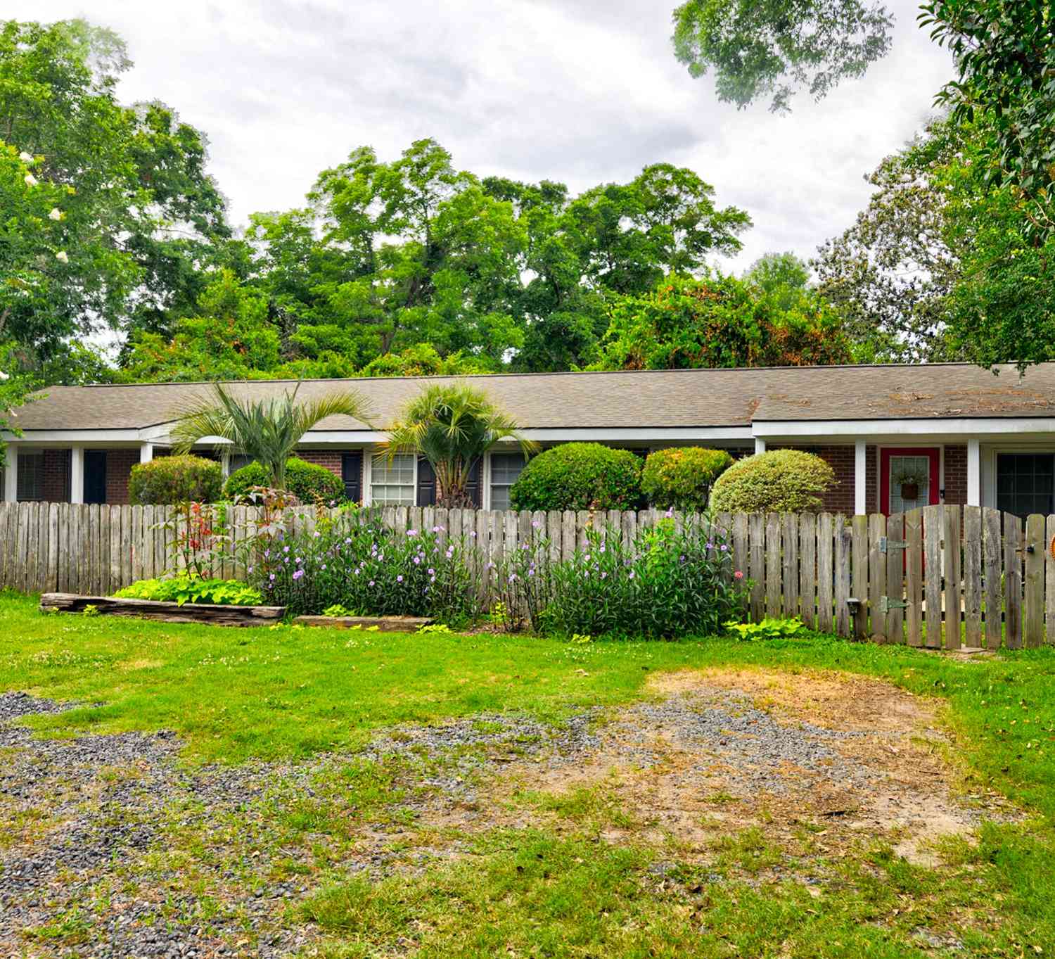 Multifamily For Rent - 1521 Brookbank Avenue<br/> Charleston, SC 29412