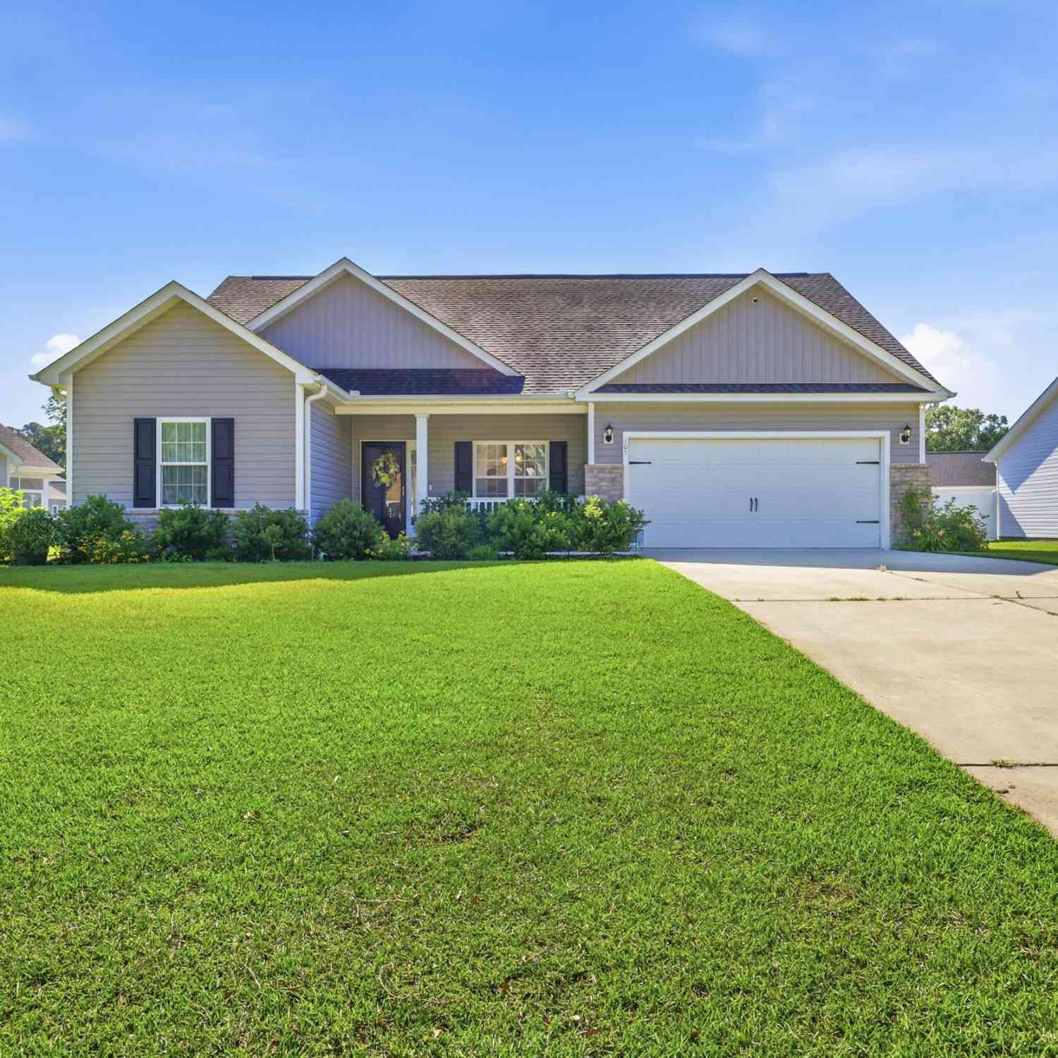 Homes For Sale - 105 N Levee Drive<br/> Georgetown, SC 29440