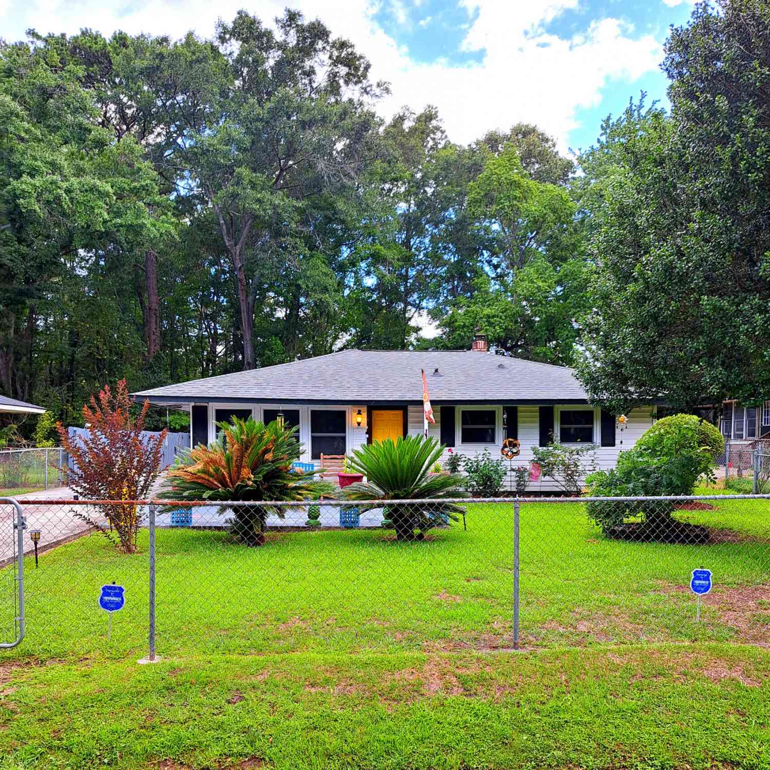 Homes For Sale - 2312 Falcon Road<br/> North Charleston, SC 29406