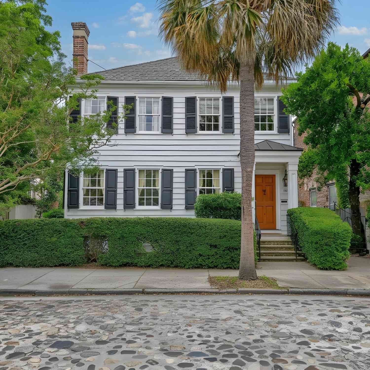 Homes For Sale - 10 Chalmers Street<br/> Charleston, SC 29401