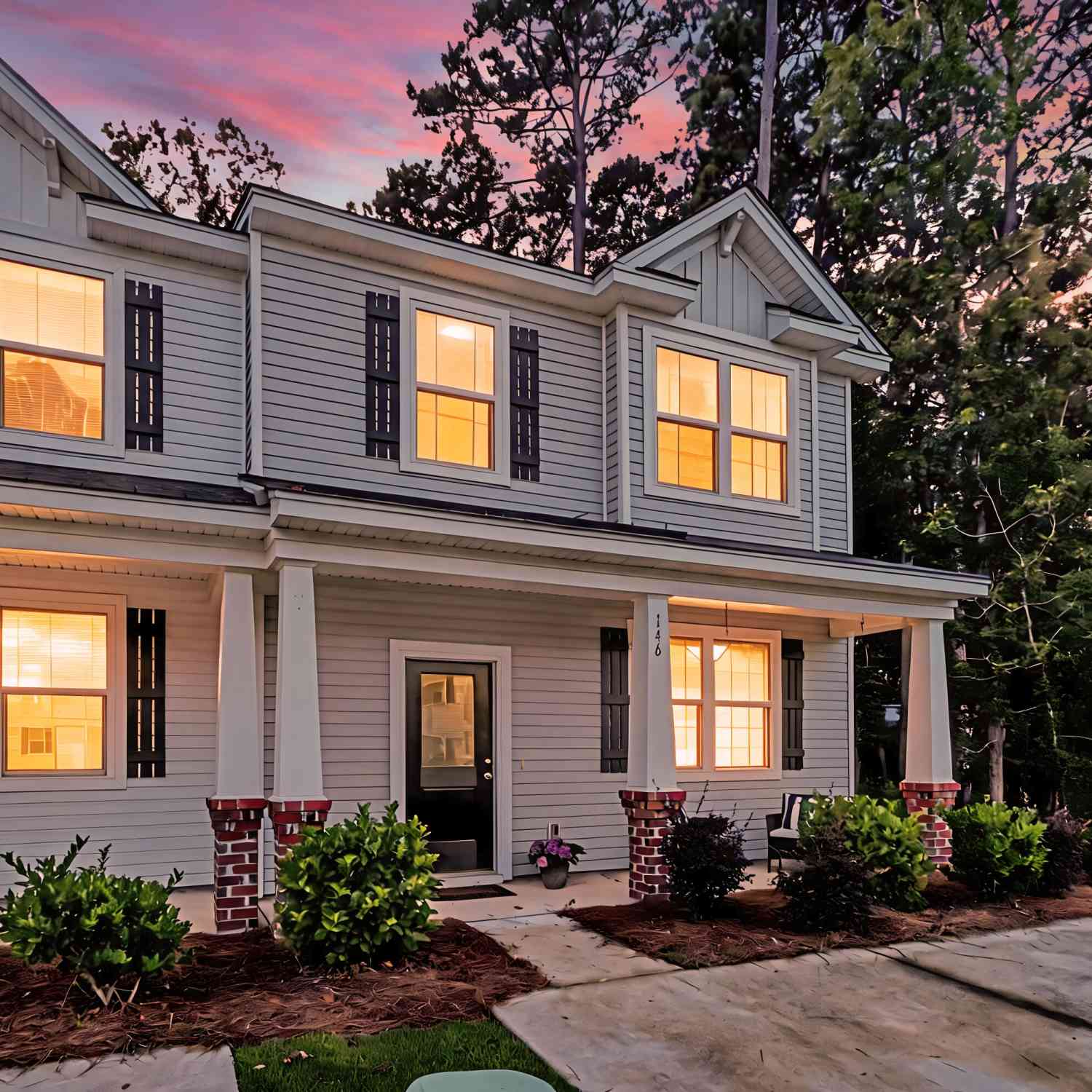 Townhouse For Sale - 146 Spencer Circle<br/> Summerville, SC 29485