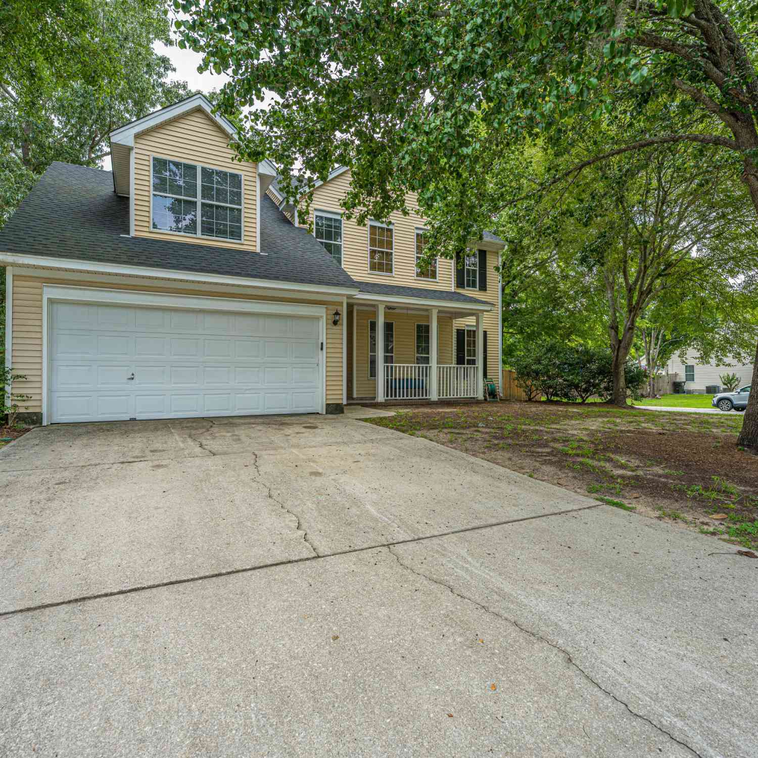 Homes For Sale - 8506 Falling Leaf Lane<br/> North Charleston, SC 29420