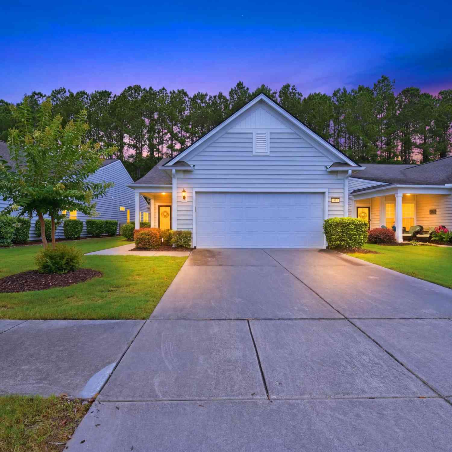 Homes For Sale - 531 Eastern Isle Avenue<br/> Summerville, SC 29486