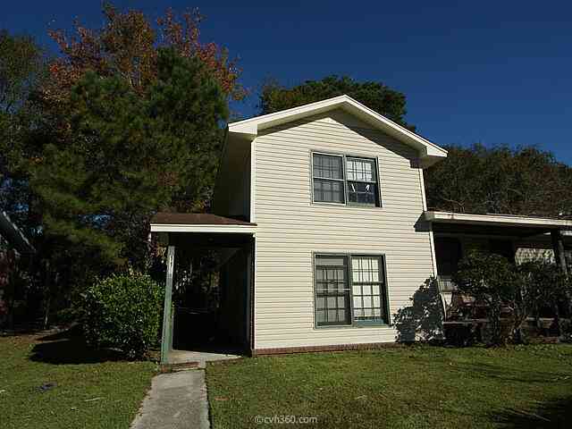 Homes For Rent - 115 Roberta Drive #B<br/> Summerville, SC 29485