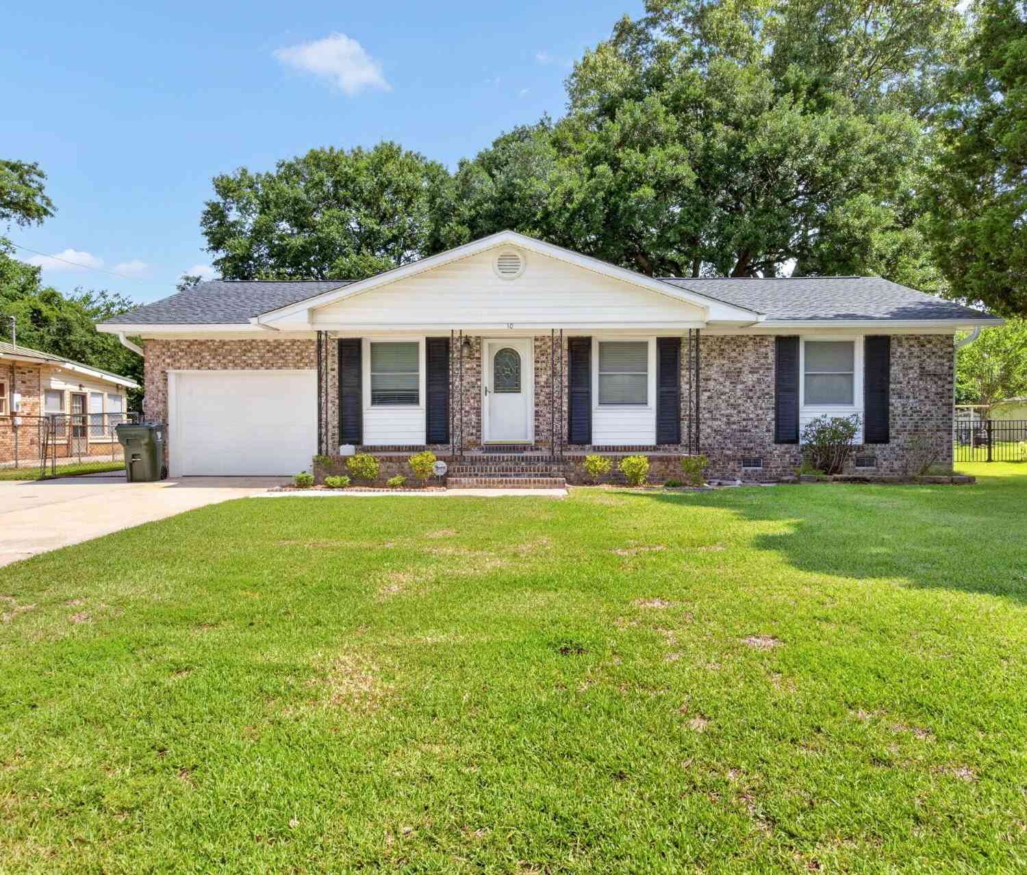 Homes For Rent - 10 Newark Avenue<br/> Goose Creek, SC 29445