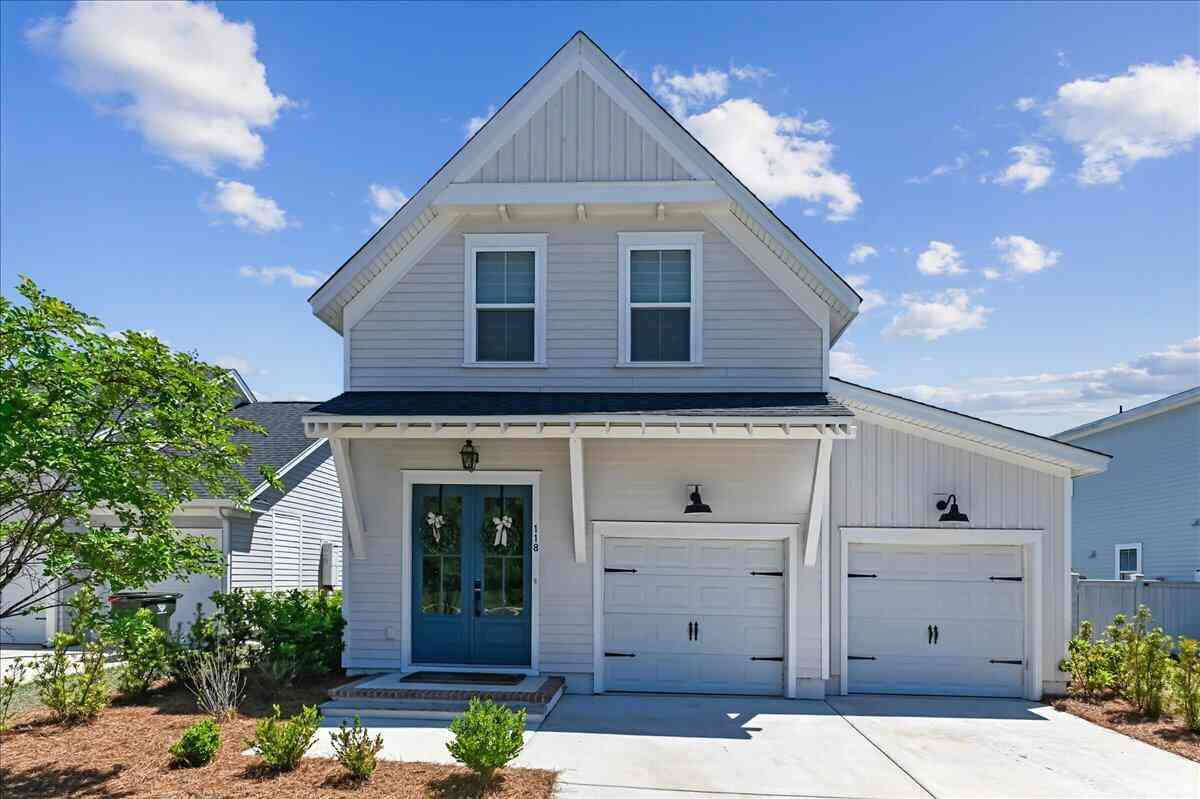 Homes For Sale - 118 Sandy Bend Lane<br/> Summerville, SC 29486