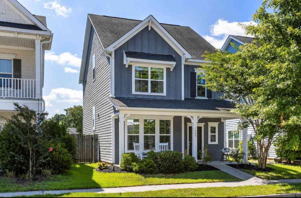 Homes For Sale - 1684 Emmets Road<br/> Johns Island, SC 29455