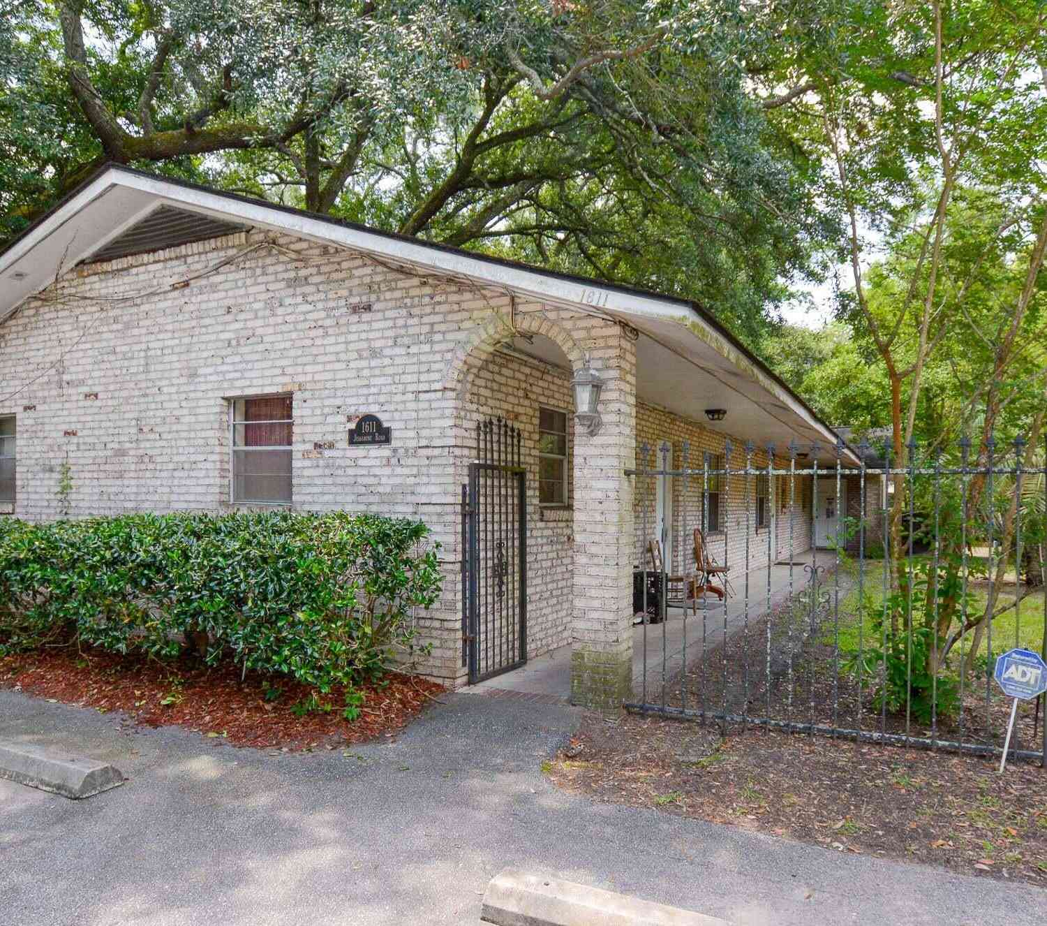 Homes For Rent - 1611 Jessamine Road #1C<br/> Charleston, SC 29407