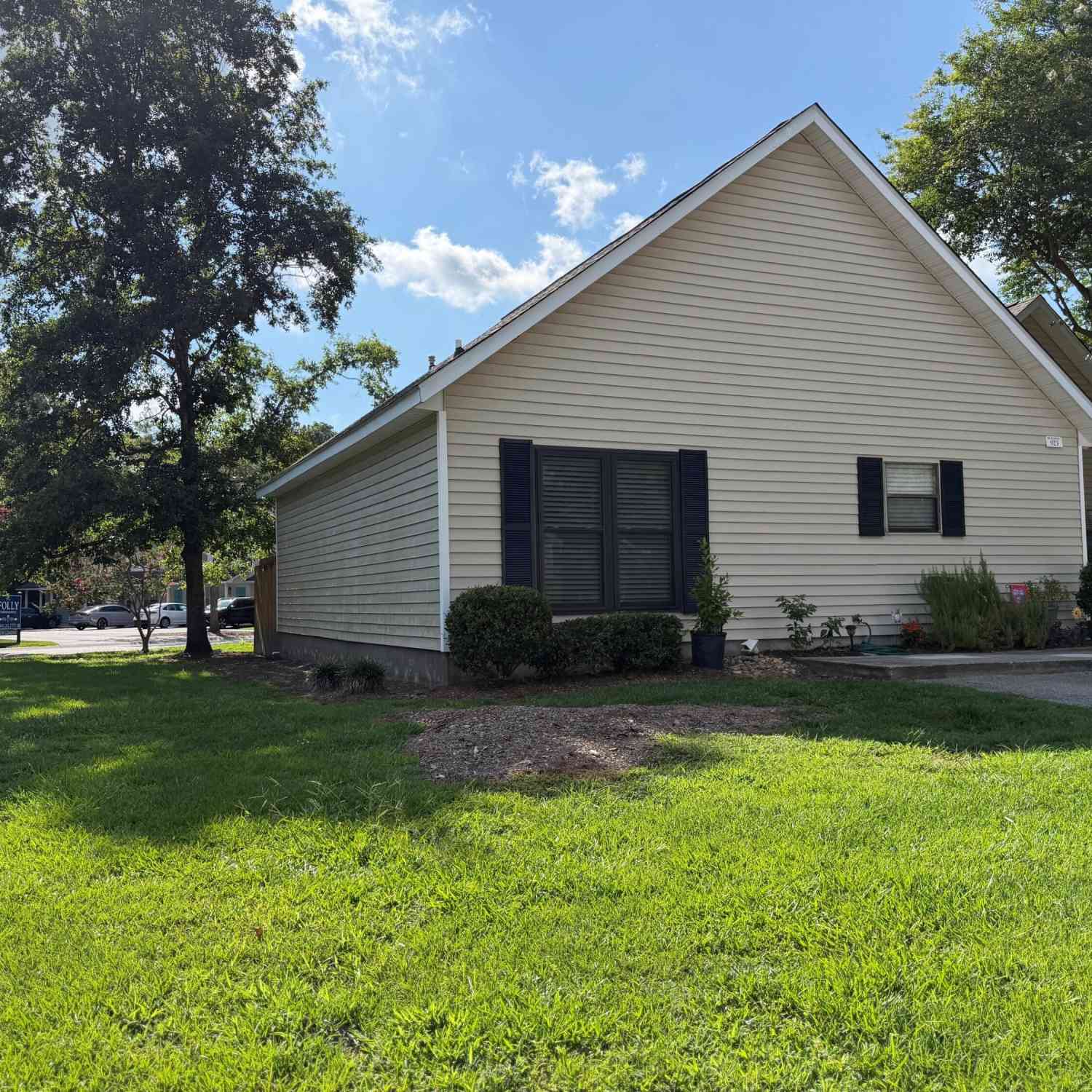 Townhouse For Sale - 923 E Estates Boulevard #A<br/> Charleston, SC 29414