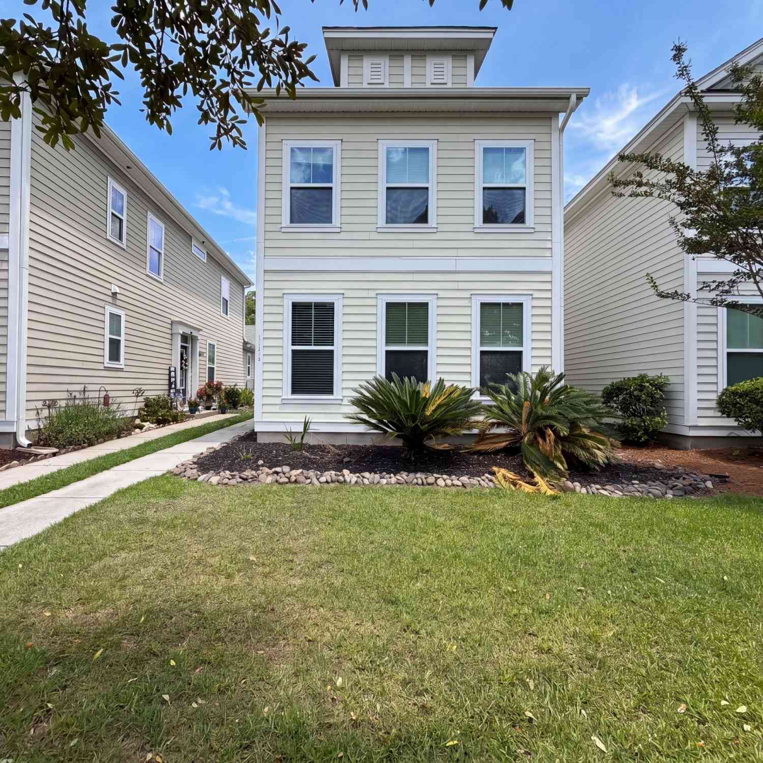 Townhouse For Sale - 1013 Ashley Garden Boulevard<br/> Charleston, SC 29414
