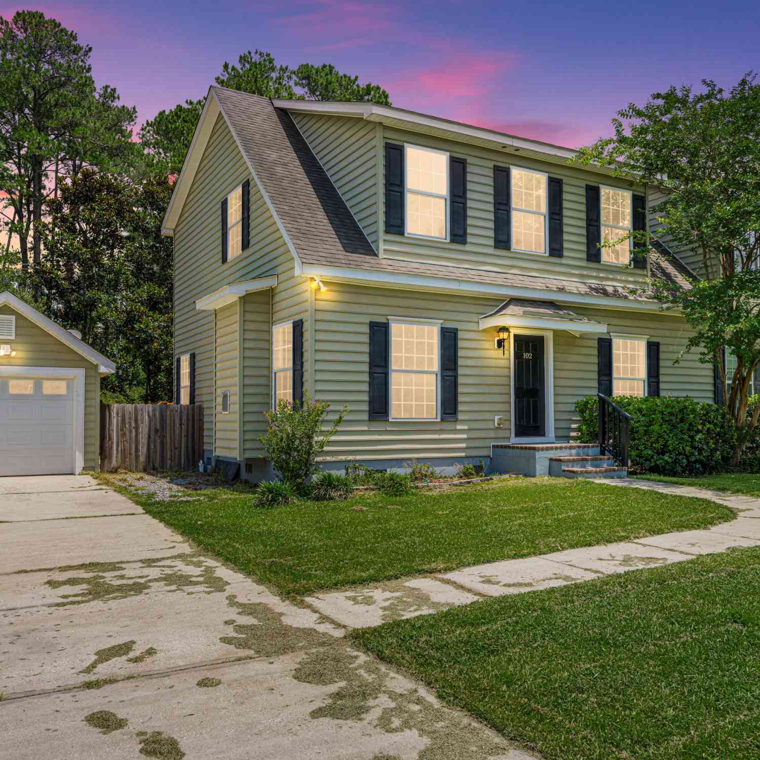 Townhouse For Sale - 102 Dream Street<br/> Summerville, SC 29483