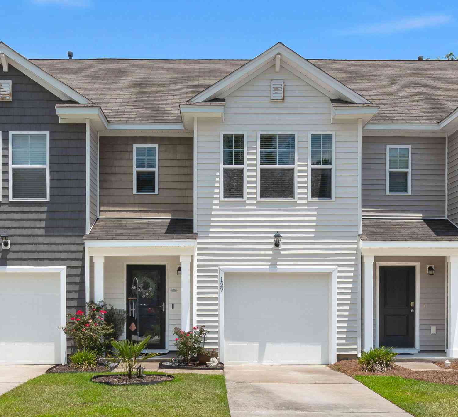 Townhouse For Sale - 127 Cozy Nest Way<br/> Dorchester County, Summerville, SC 29483