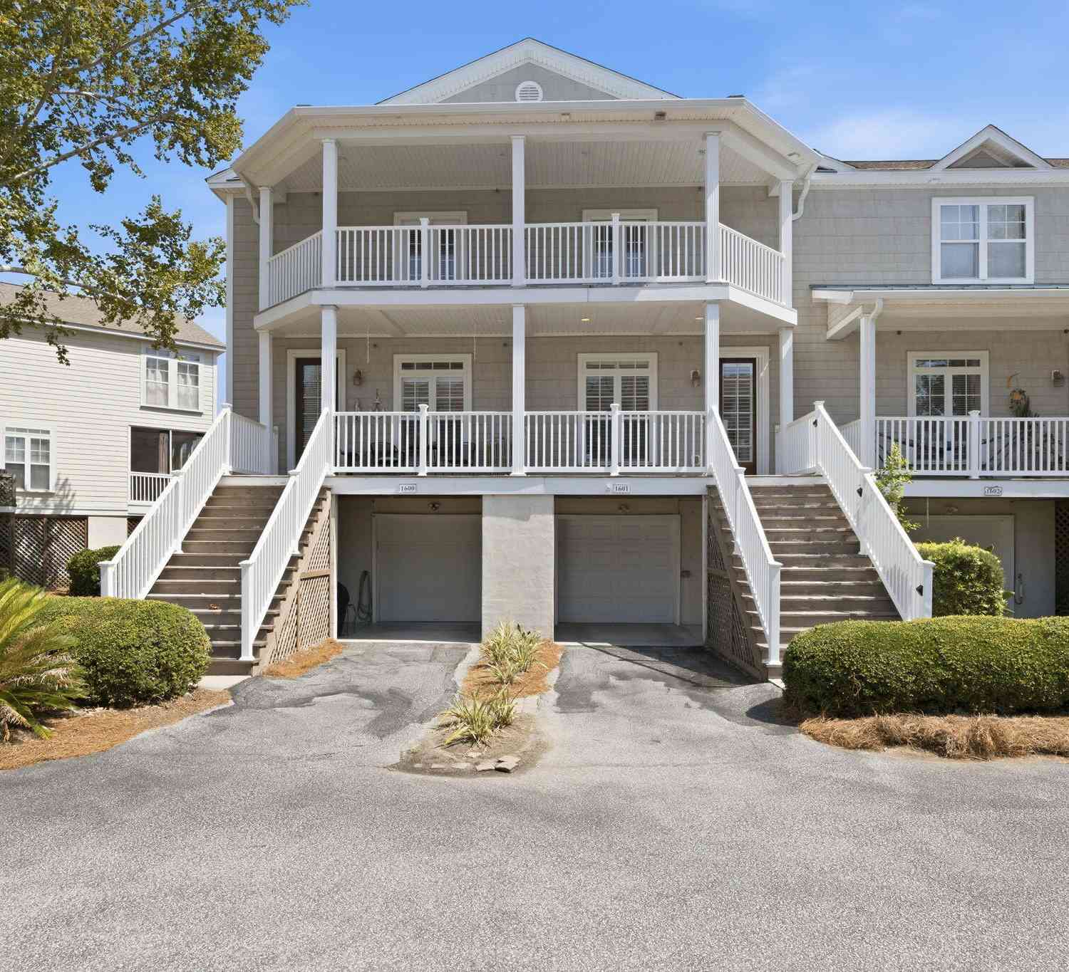Townhouse For Sale - 1601 Hopeman Lane #1601<br/> Mount Pleasant, SC 29466