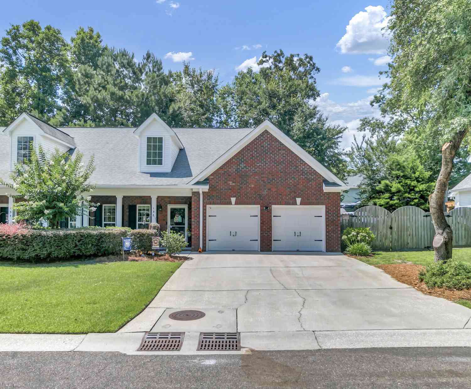 Townhouse For Sale - 135 Steeple Point Court<br/> Summerville, SC 29485
