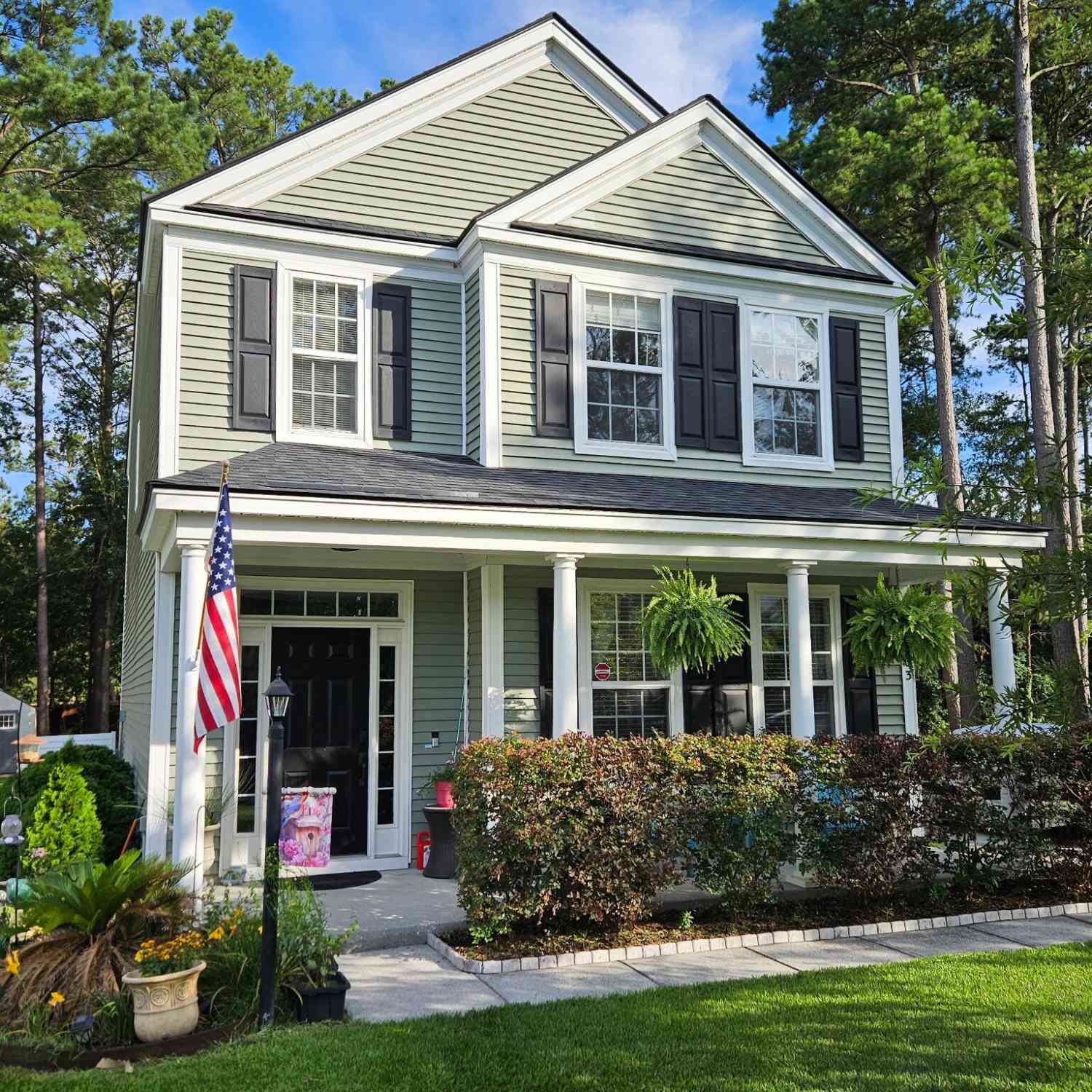 Homes For Sale - 4803 E Red Maple Circle<br/> Summerville, SC 29485