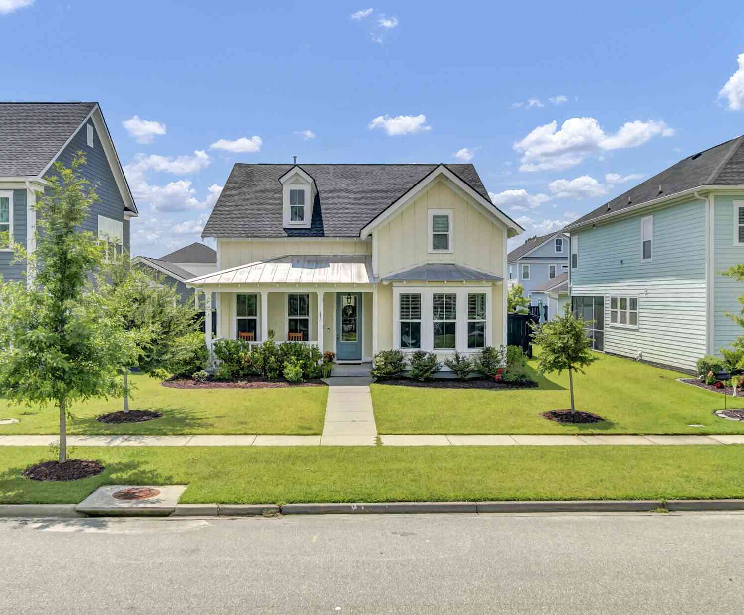 Homes For Sale - 113 Grimball Street<br/> Berkeley County, Summerville, SC 29486