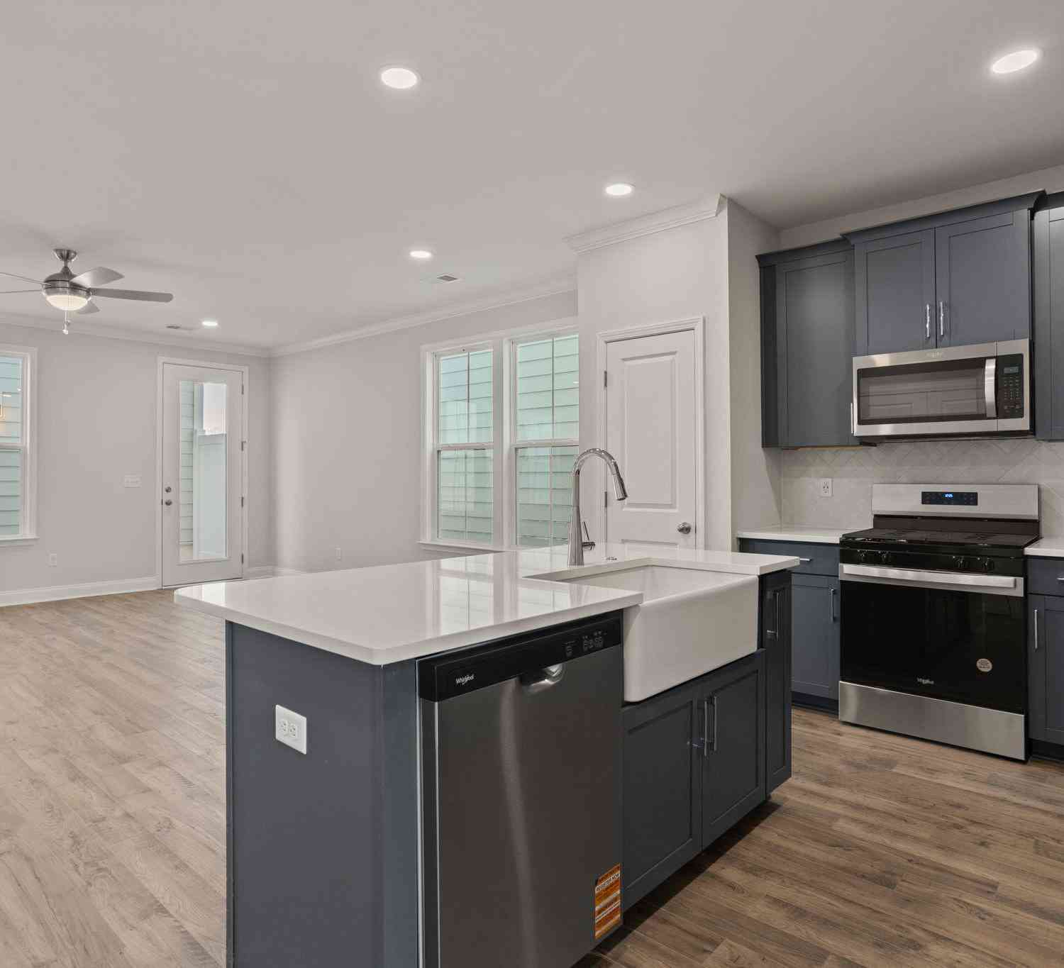 Townhouse For Sale - 226 Lake Greenwood Boulevard<br/> Greenwood County, Greenwood, SC 29649