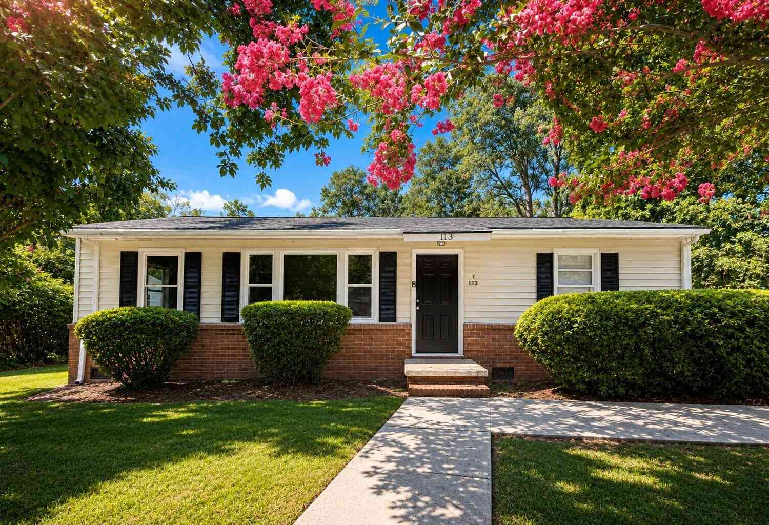 Homes For Sale - 113 Stelling Avenue<br/> North Charleston, SC 29420