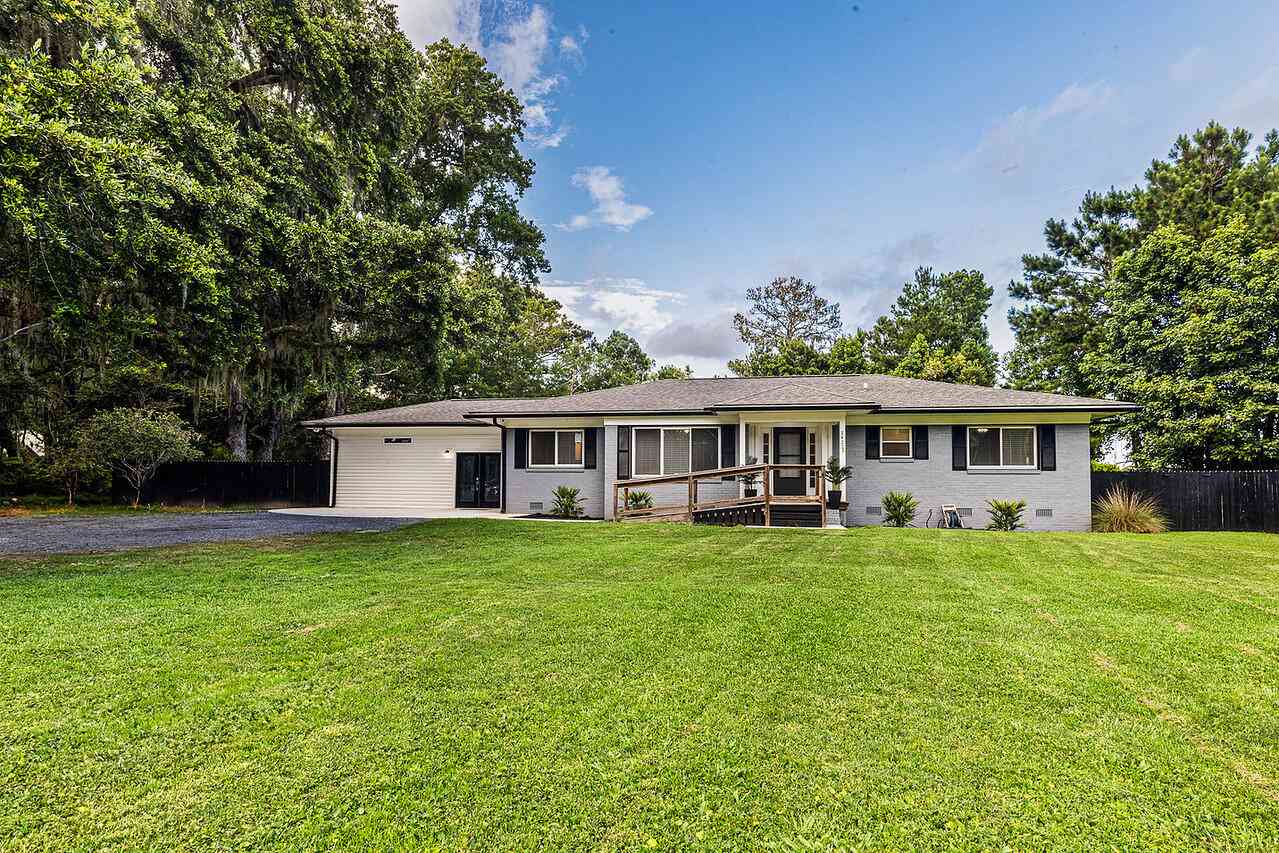 Homes For Sale - 2422 Highway 174<br/> Edisto Island, SC 29438
