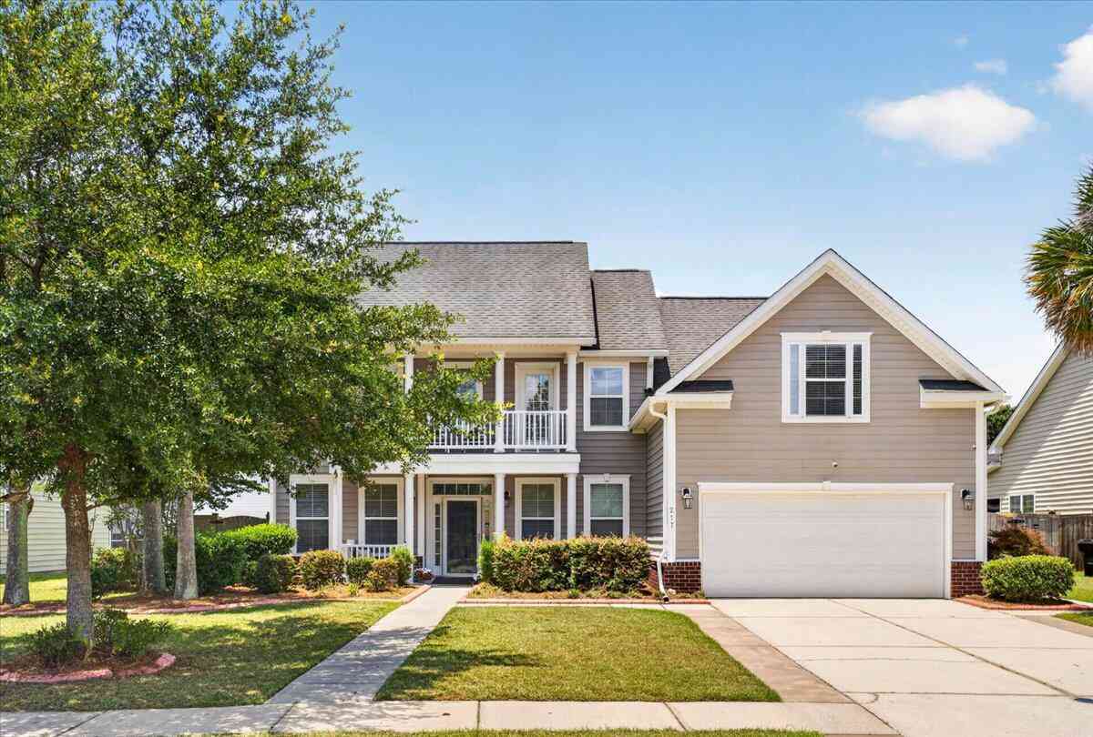 Homes For Sale - 217 Palmetto Village Circle<br/> Moncks Corner, SC 29461