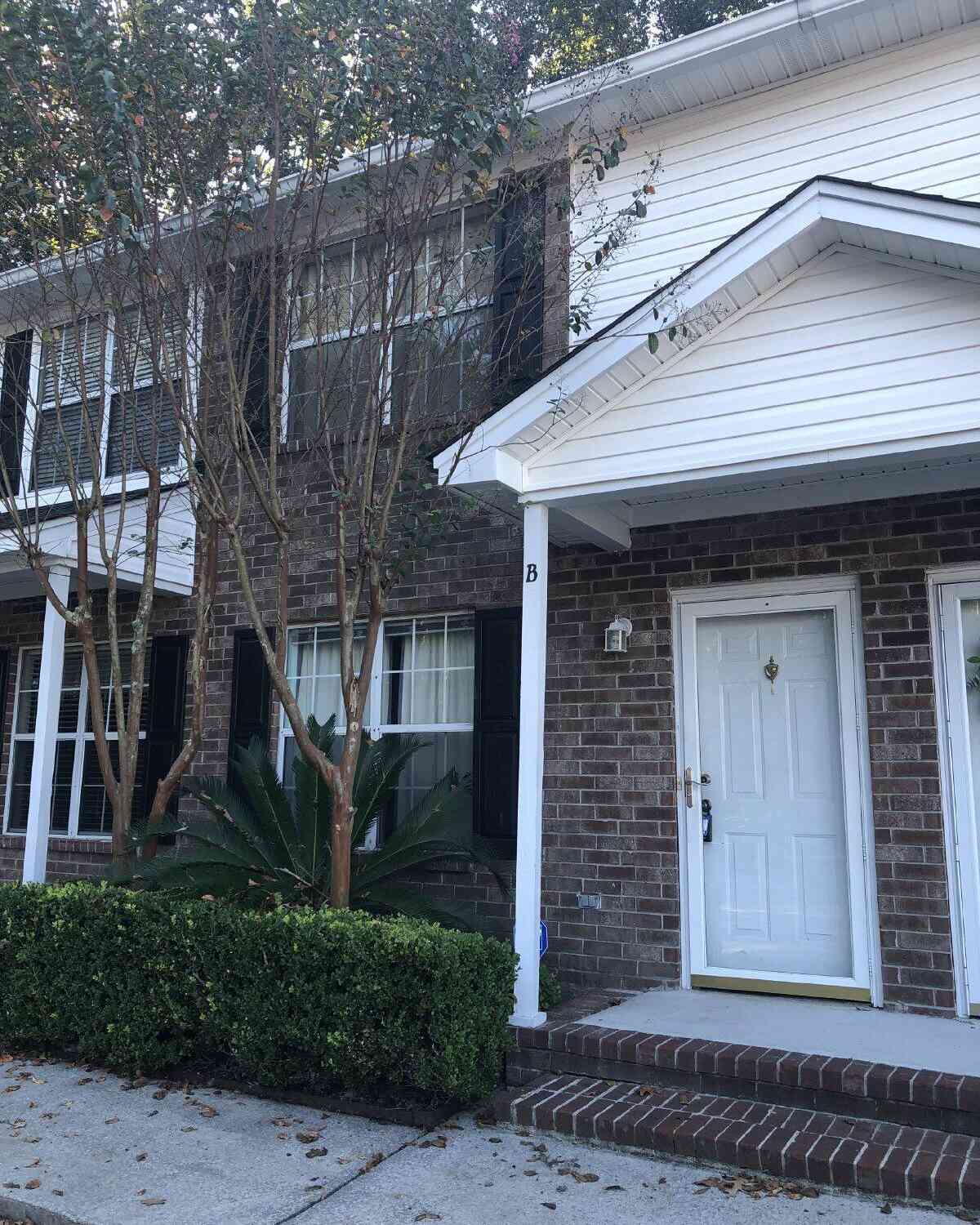 Homes For Rent - 2039 Rondo Street #APT B<br/> Charleston, SC 29414