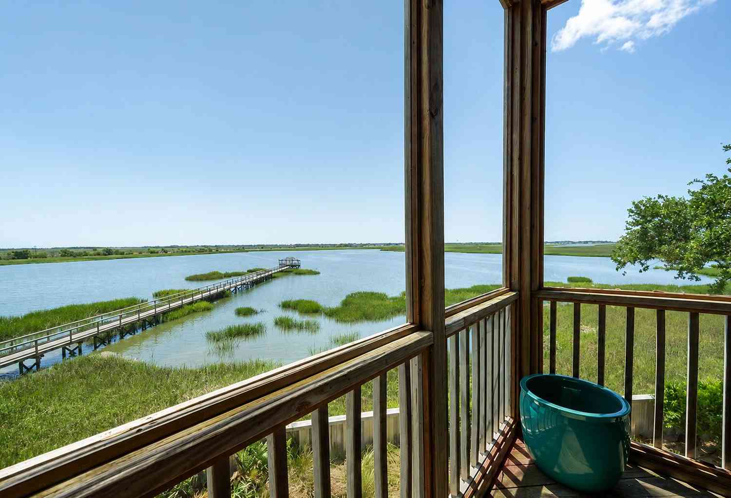 Condo For Sale - 1551 Ben Sawyer Boulevard #UNIT 6E<br/> Charleston County, Mount Pleasant, SC 29464