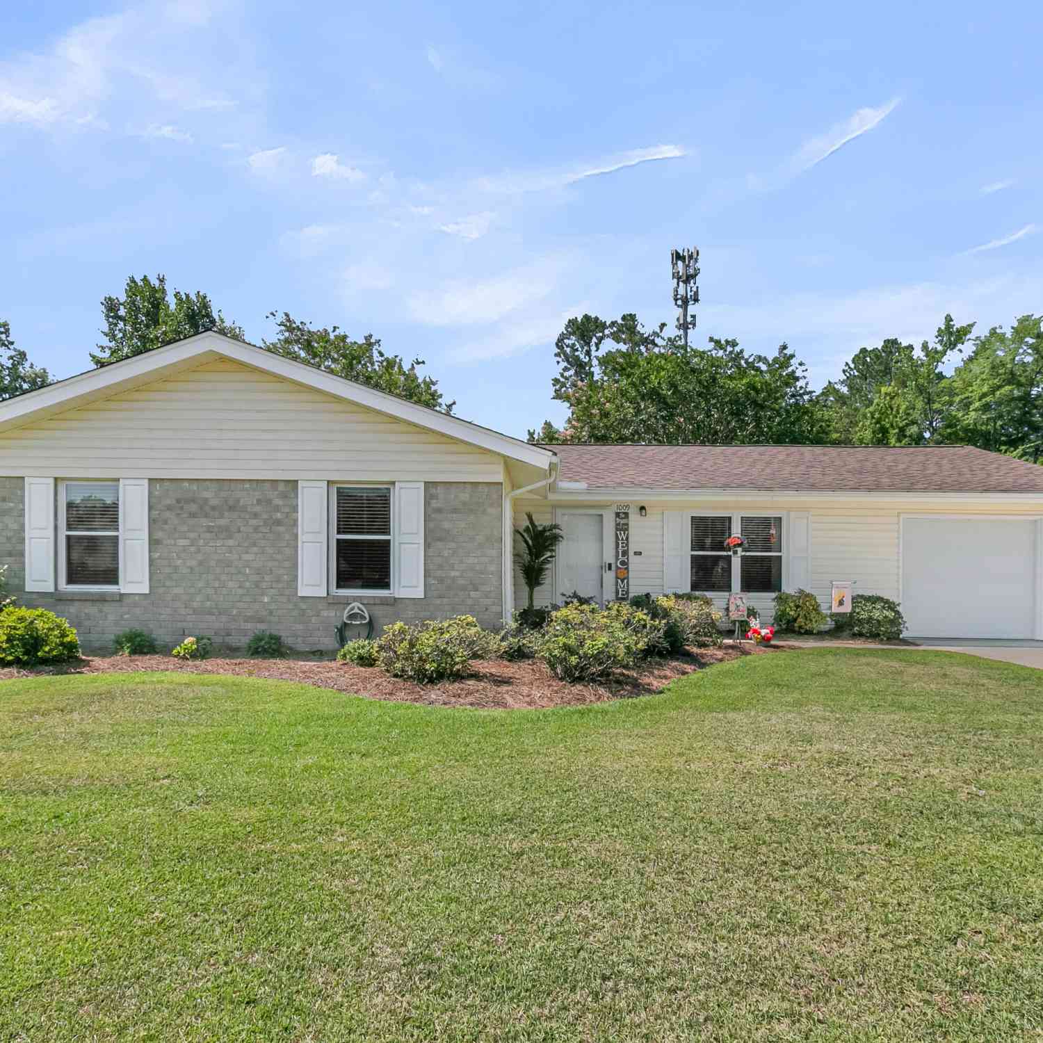 Homes For Sale - 1009 Mountain Pine Road<br/> Berkeley County, Moncks Corner, SC 29461