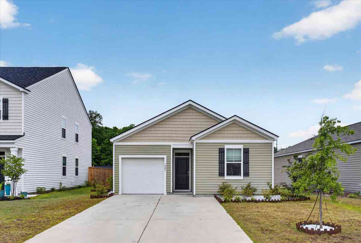 Homes For Sale - 1081 Peridote Way<br/> Berkeley County, Ladson, SC 29456