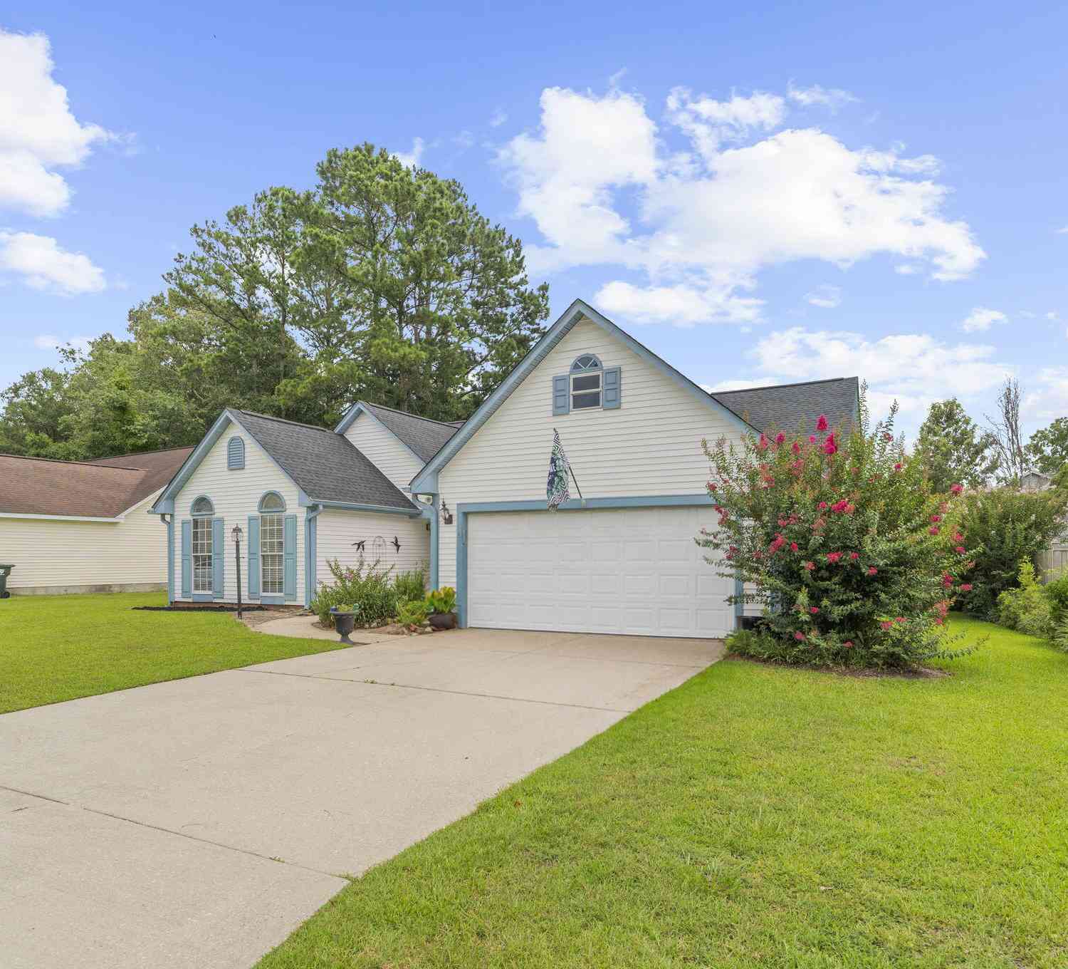 Homes For Sale - 120 Kingsbridge Drive<br/> Berkeley County, Goose Creek, SC 29445