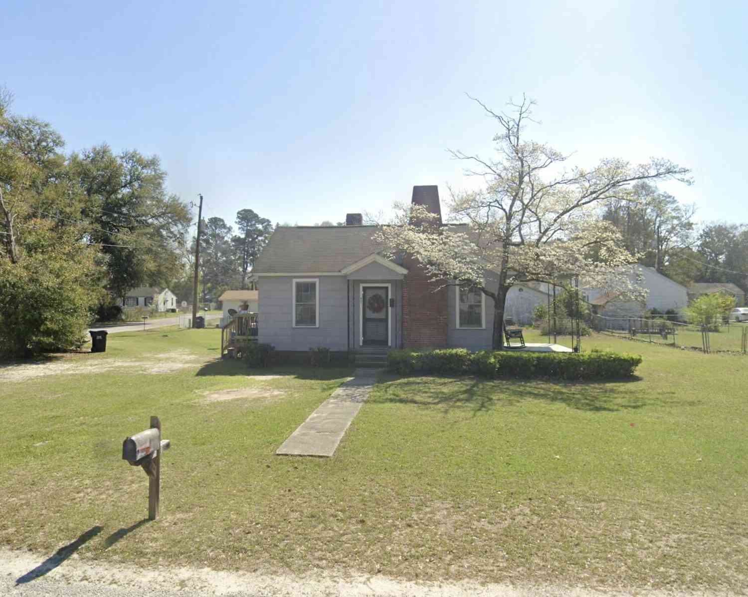 Homes For Sale - 401 Ellis Street<br/> Hampton, SC 29924