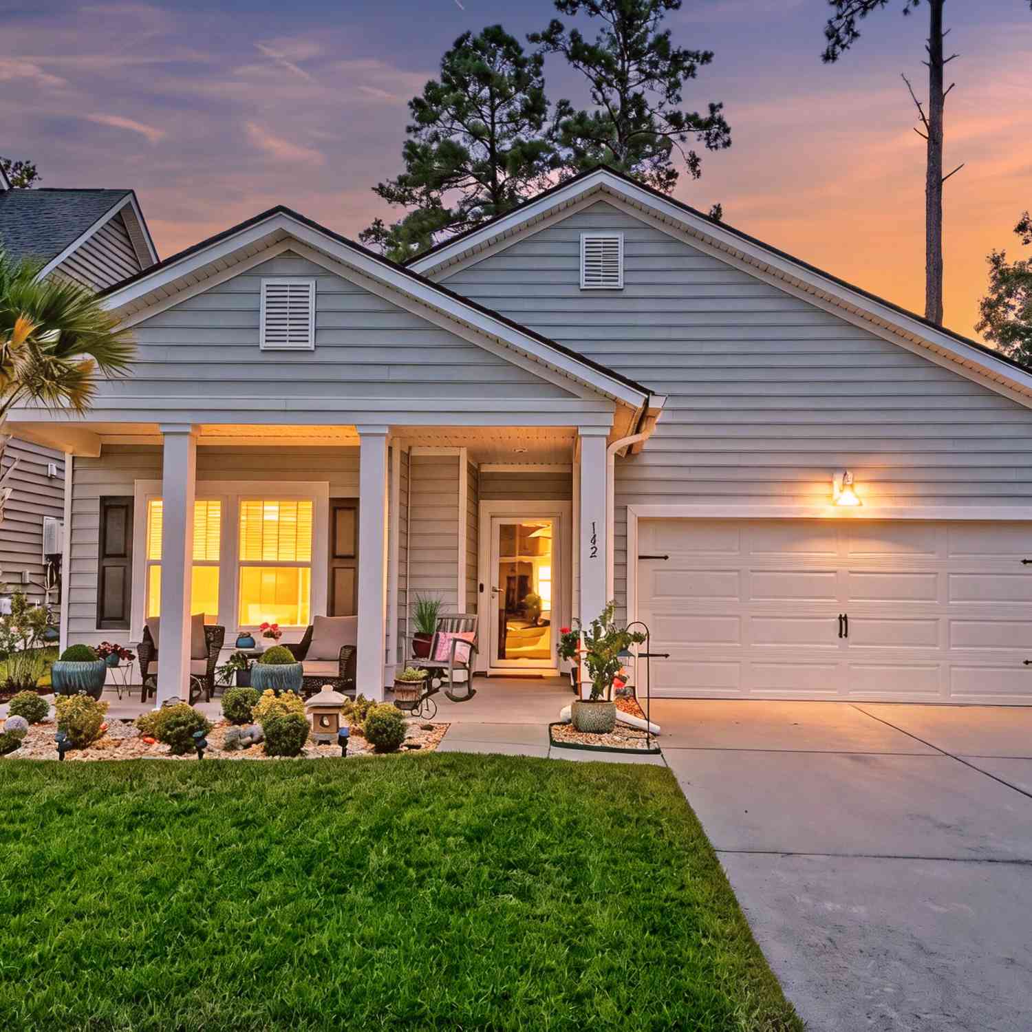Homes For Sale - 142 Haverhill Street<br/> Berkeley County, Summerville, SC 29486