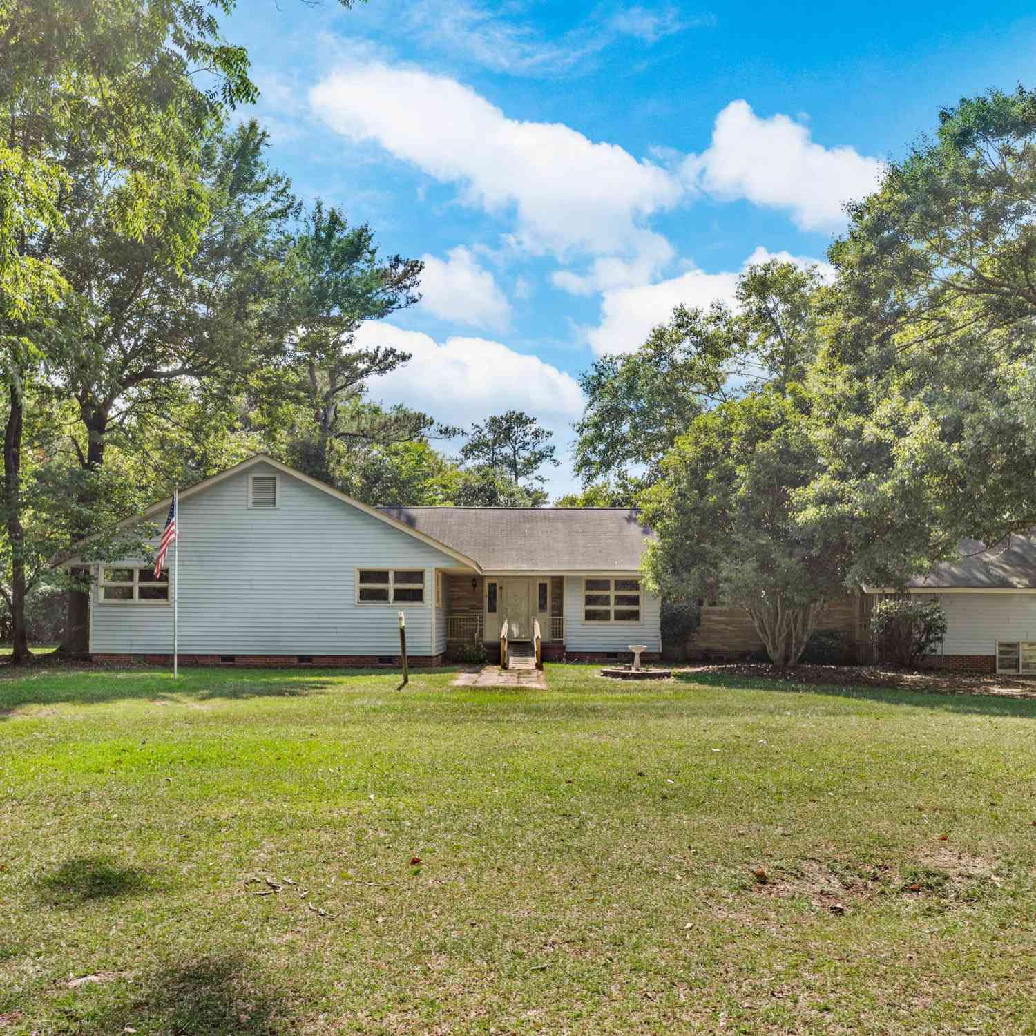 Homes For Sale - 3022 Cordova Road<br/> Cordova, SC 29039