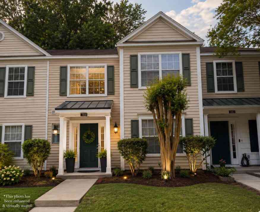 Townhouse For Sale - 384 Gardners Circle<br/> Beaufort County, Bluffton, SC 29910