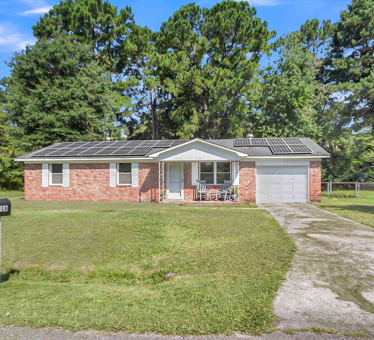 Homes For Sale - 216 Gardenia Street<br/> Dorchester County, Summerville, SC 29483