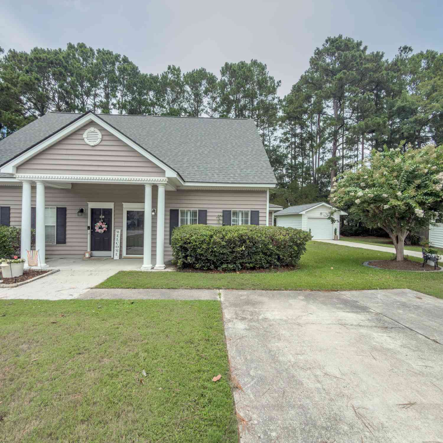 Homes For Rent - 4841 Habersham Lane<br/> Summerville, SC 29485