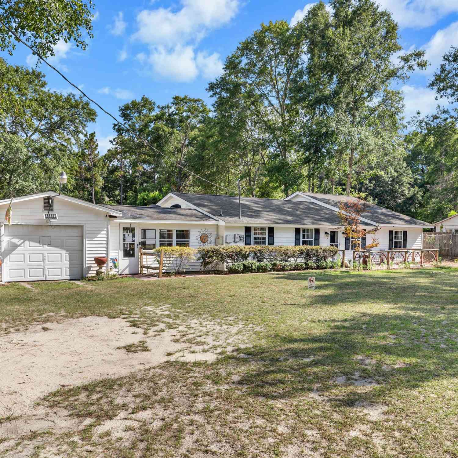 Homes For Sale - 587 Norway Road<br/> Orangeburg County, Orangeburg, SC 29115