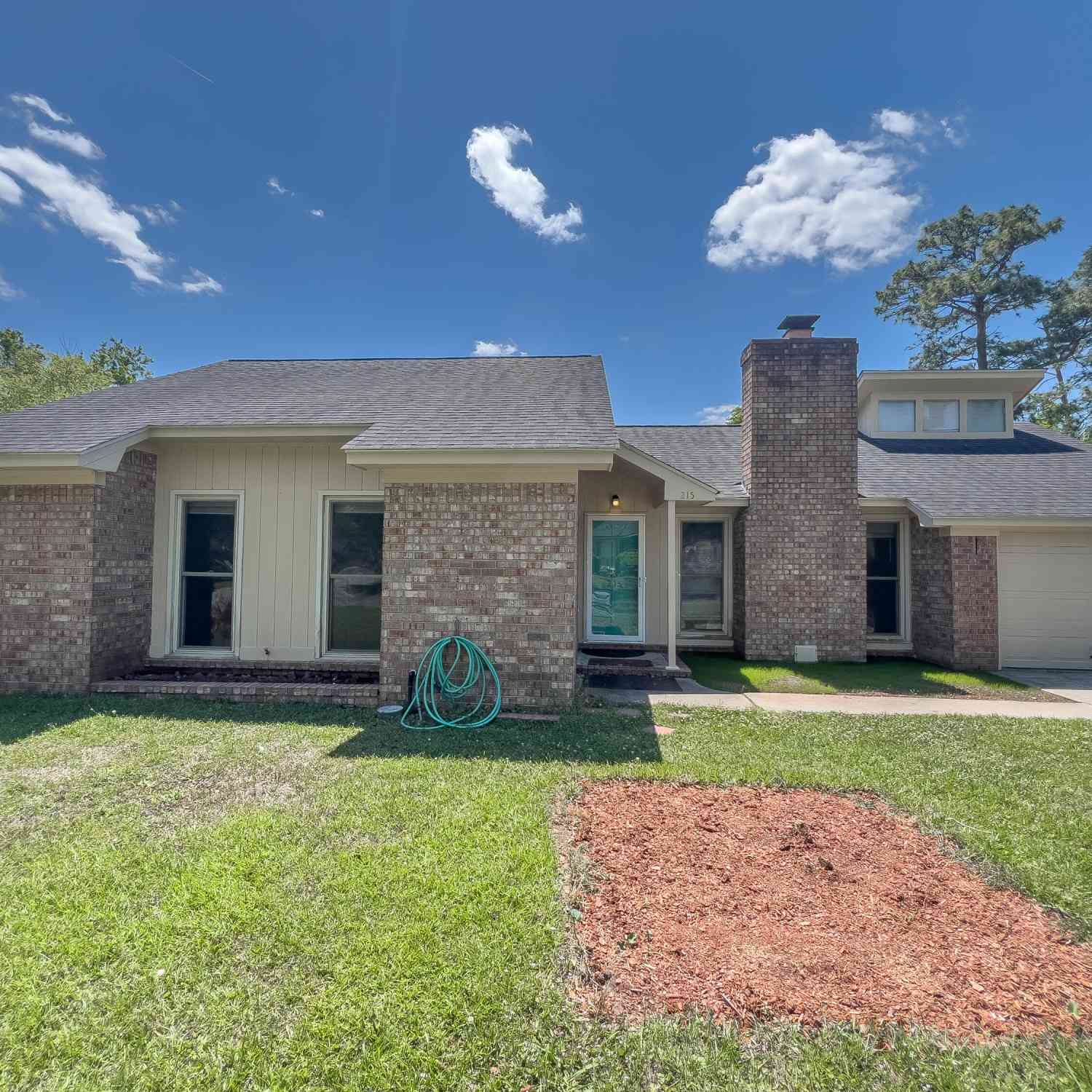 Homes For Rent - 215 Ruffin Road<br/> Summerville, SC 29486